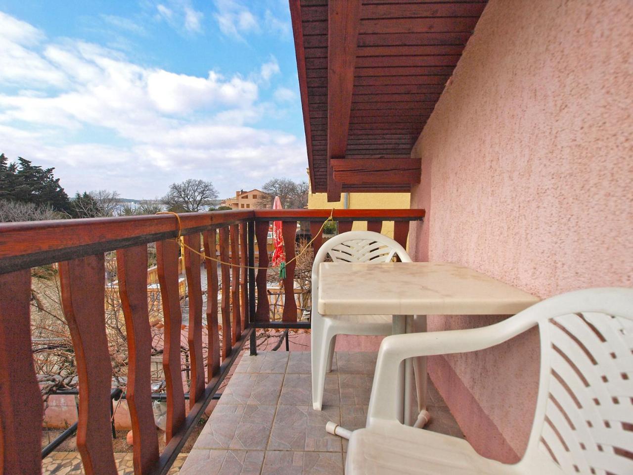Rooms Antun 1238 Medulin Bagian luar foto
