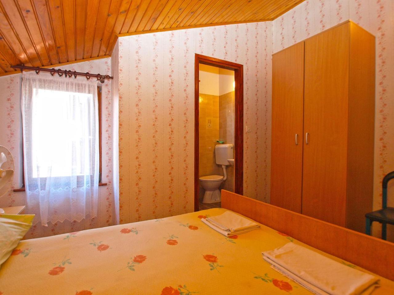 Rooms Antun 1238 Medulin Bagian luar foto