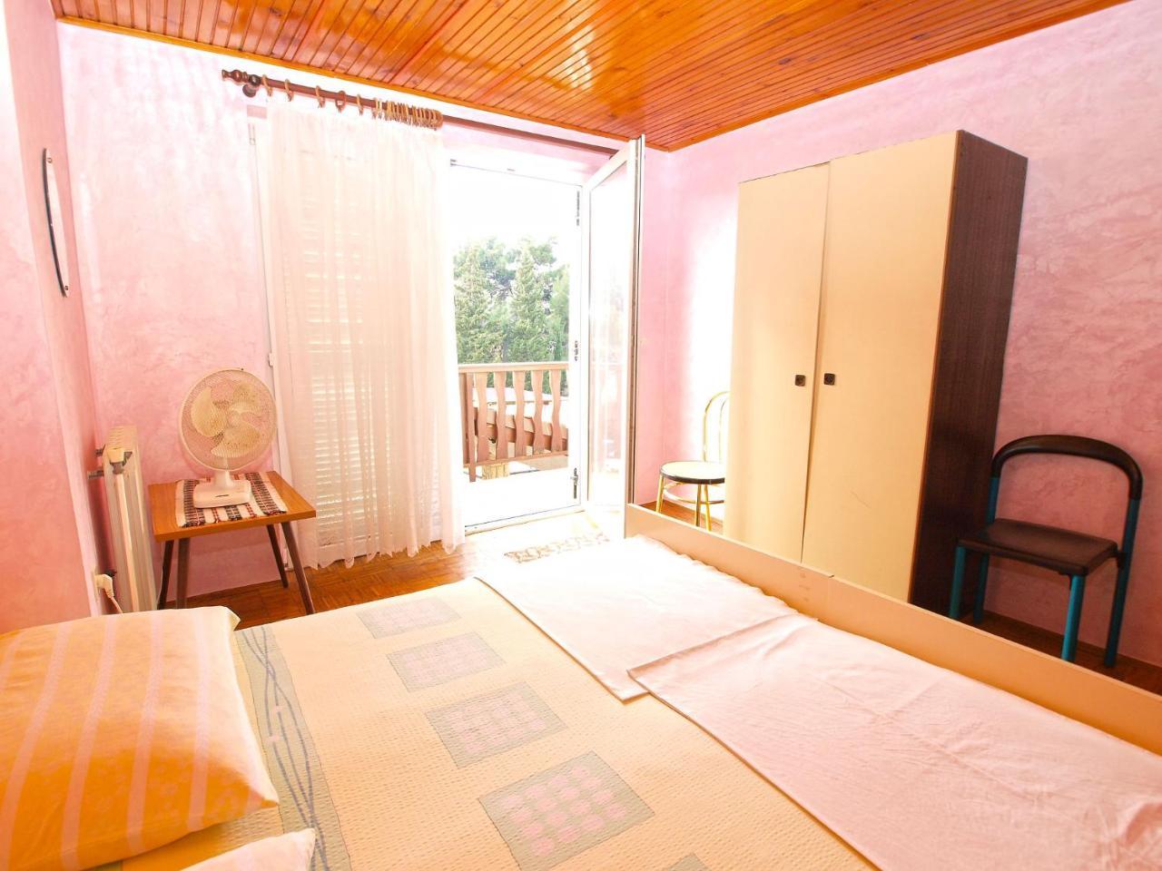 Rooms Antun 1238 Medulin Bagian luar foto
