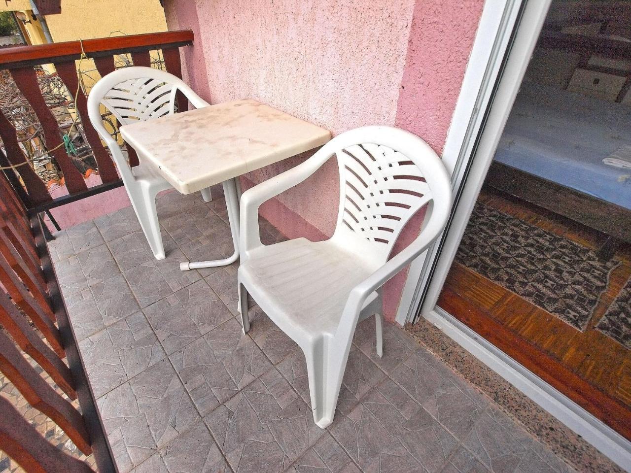 Rooms Antun 1238 Medulin Bagian luar foto